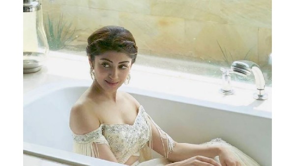ఎక్కువగా అందాలను ఆరబోస్తూనే