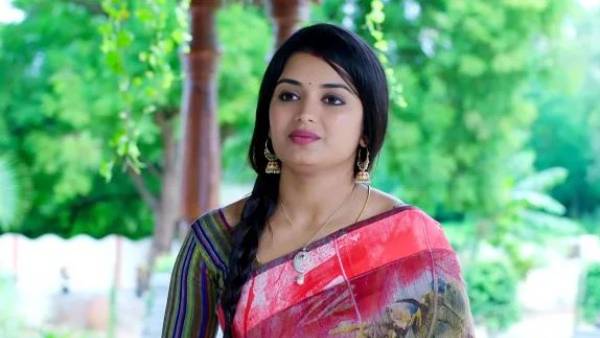ఇంటర్వ్యూ వలన జ్ఞానాంబ టెన్షన్