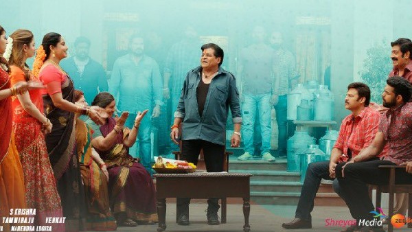 6 రోజుల్లో ప్రపంచవ్యాప్తంగా