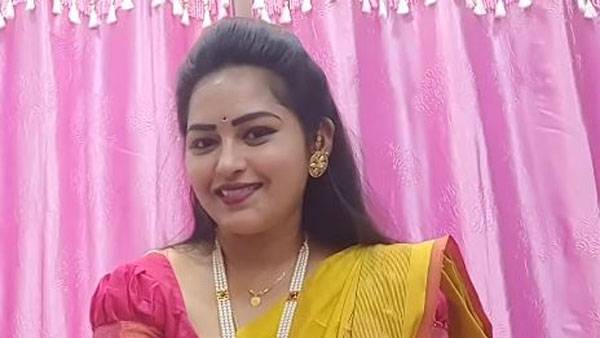 కాళ్ళు నొక్కడం