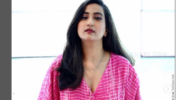 అనసూయ తరువాత మంజూష?
