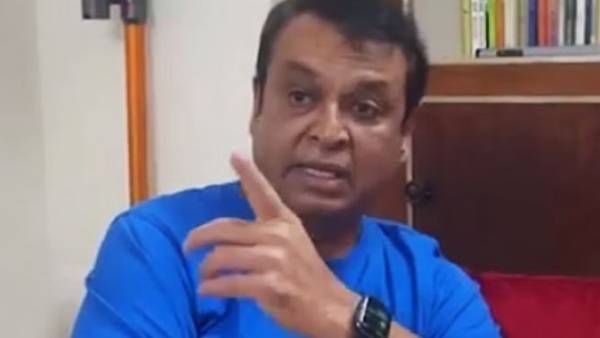 బ్లాక్ మెయిల్ చేయడానికి