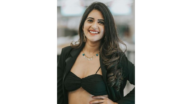 బ్లేజర్ విప్పేసి మరీ ఘాటుగా