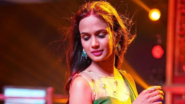 సోషల్ మీడియాలో ఫుల్ బిజీనే
