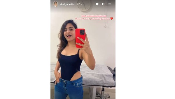 హాట్ సెల్ఫీ షేర్ చేసిన బ్యూటీ