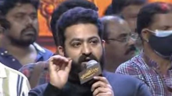 దర్శకుడు ఎలా హ్యాండిల్ చేస్తారో అని