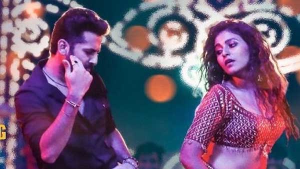 Nithiins Macherla Niyojakavargams Ra Ra Reddy songs stood number 1 on Chartbuster Nithiins Macherla Niyojakavargams Ra Ra Reddy songs stood number 1 on Chartbuster