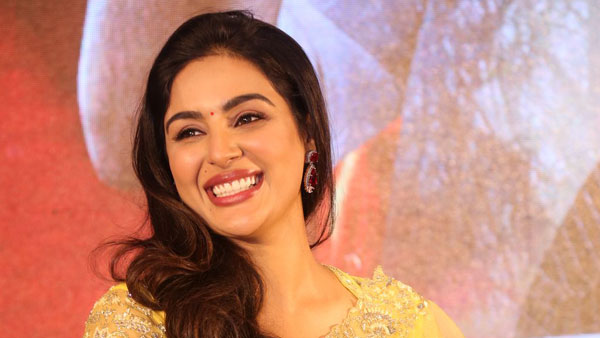 అనుకోకుండా హీరోయిన్ అయ్యాను