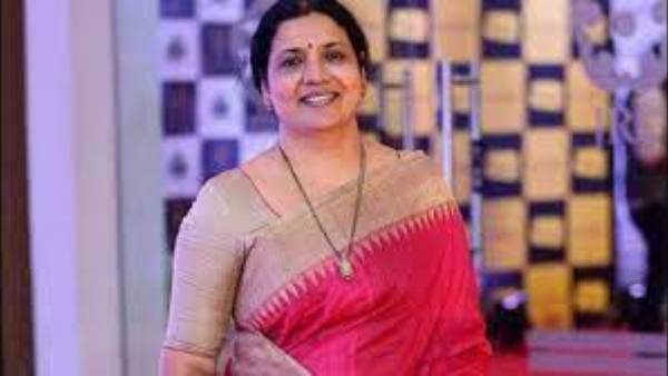 Actress Jeevitha Rajasekhar appeared in the court in check bounce case Actress Jeevitha Rajasekhar appeared in the court in check bounce case