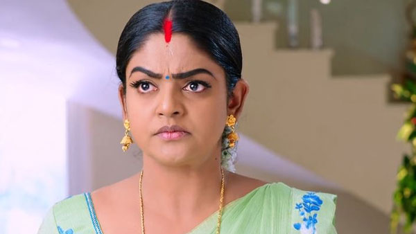 ప్రేమీ విశ్వనాథ్కు తీసుకున్నారు