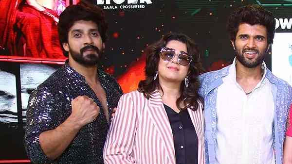 థియేటర్లోనే చూడండి అంటూ