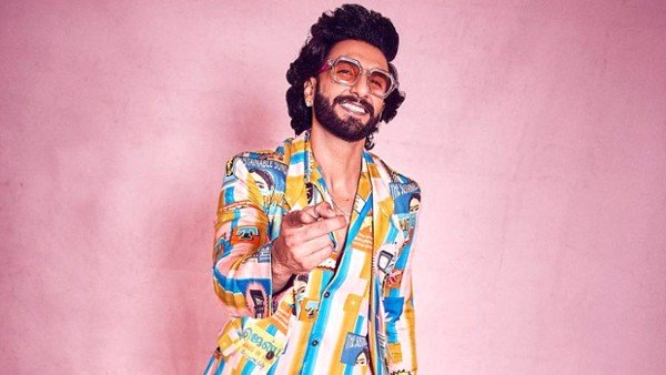 పోలీస్ స్టేషన్ లో రణ్వీర్