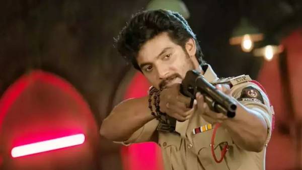 తీస్ మార్ ఖాన్ కథ ఏమిటంటే?
