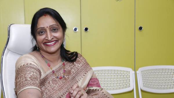200 మంది డ్యాన్సర్స్తో పాట