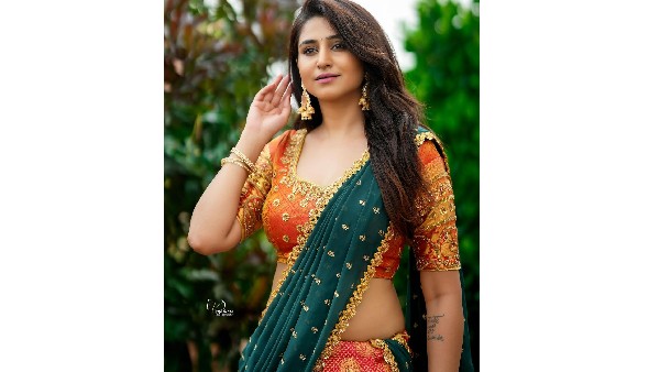 పెళ్లి జోష్లో యాంకర్ వర్షిణి.. అనుమానం రేకెత్తించిన ఇన్స్టాగ్రామ్ పోస్టు..జోరుగా రూమర్లు!