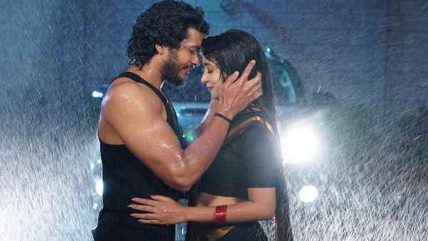 Ajay Kathurvar Ajay Kathurvar