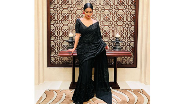 అనన్య నాగళ్ల హాట్ పిక్స్ వైరల్