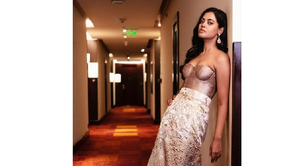 బిందు మాధవి హాట్ పిక్స్ వైరల్