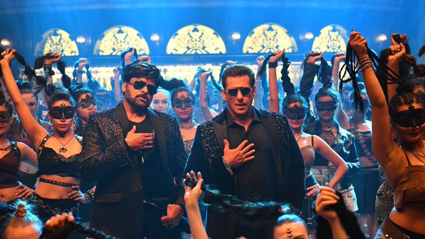 Godfather: Thaar Maar song come during the end Titles Godfather: Thaar Maar song come during the end Titles