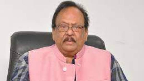 ఈశ్వర్ సినిమా ప్రారంభం రోజున