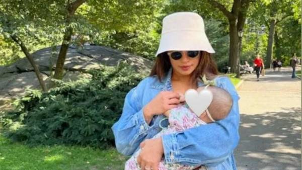Priyanka Chopra with daughter Malti Marie lovely photo goes viral in instagram Priyanka Chopra with daughter Malti Marie lovely photo goes viral in instagram