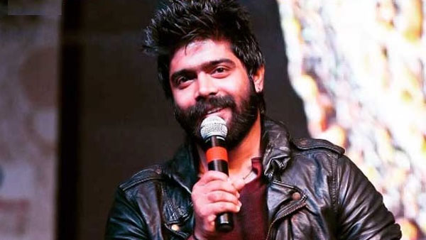 ఎలాంటి బ్యాక్గ్రౌండ్ లేకుండా..