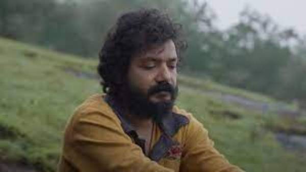 శ్రీనాథ్ భాసీపై అనధికార నిషేధం