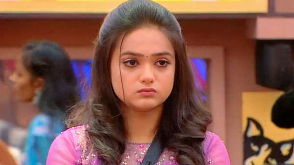 రచ్చ చేసిన శ్రీ సత్య.. షాక్లోనే