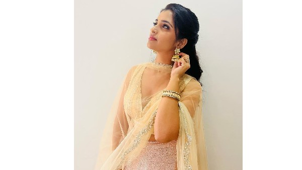 యాంకర్ శ్యామల హాట్ ట్రీట్