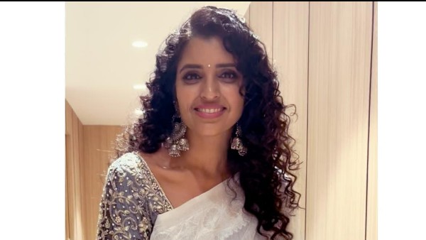 సోషల్ మీడియాలో యాక్టివ్గా