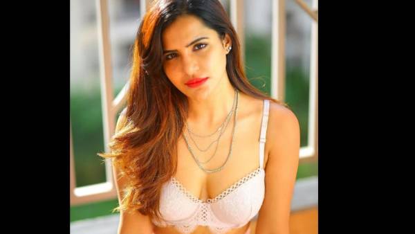 ఎక్కువగా హాట్ షో..