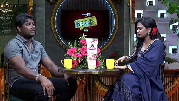 లైన్ వేయడానికి వచ్చిండేమో..