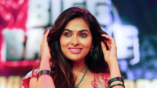 మమ్మల్ని అడగలేదని ఎవరైనా..