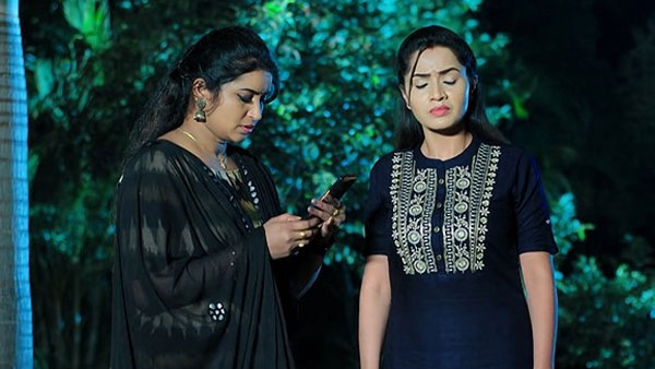 వాణి డిన్నర్కు వెళ్దామా అంటూ
