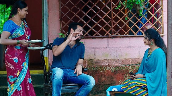 టిఫిన్లో విషం పెట్టి