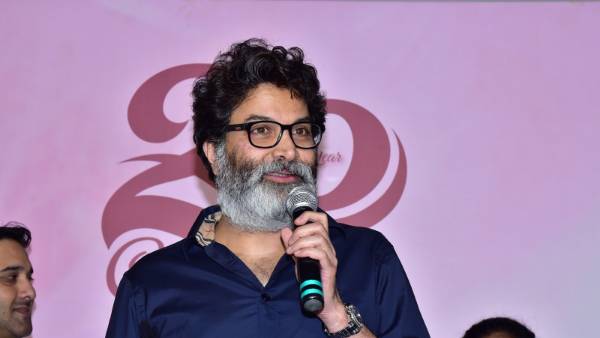 నాలుగు సిగరెట్లు కాల్చే సమయంలో