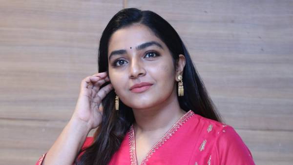 Rajisha Vijayan emotional speech at Sardar Pre Release Event Rajisha Vijayan emotional speech at Sardar Pre Release Event