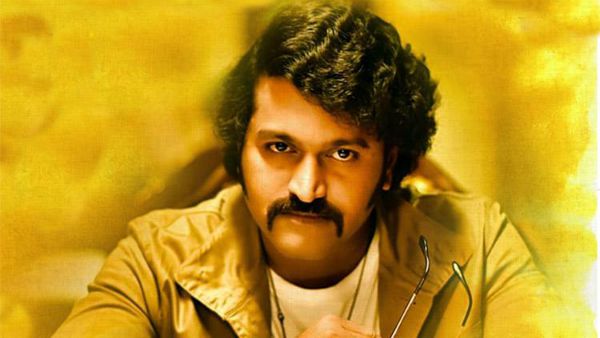 ఫేస్ బుక్ ద్వారా అప్రోచ్ అయి..