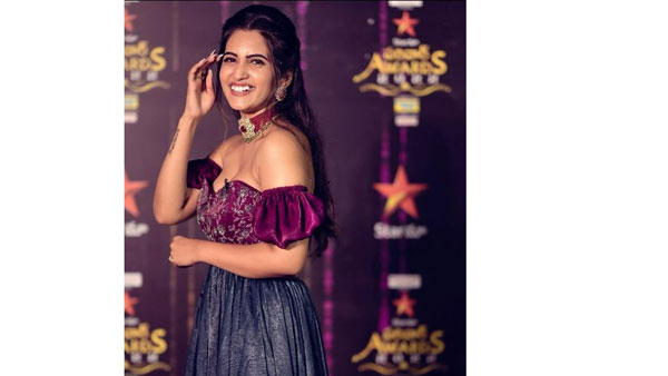 యాంకర్ స్రవంతి పిక్స్ వైరల్