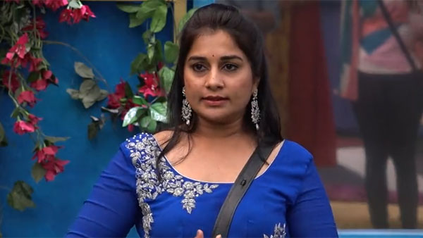 ఆ ఇద్దరిలో ఒకరు అవుట్