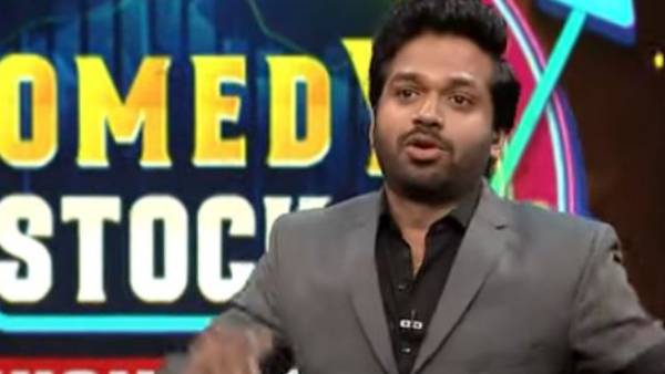 స్టేజిపై డైరెక్టర్ స్కిట్..