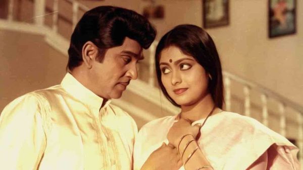 After 40 years akkineni nageshwara rao prathi bimbaalu movie releasing in 250 theatres After 40 years akkineni nageshwara rao prathi bimbaalu movie releasing in 250 theatres