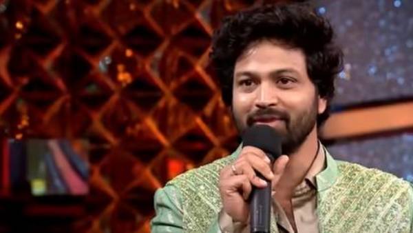 ఇద్దరమ్మాయిలతో జిమ్ చేస్తాడు..