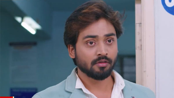 తండ్రిని చూసి రిషి ఎమోషనల్..