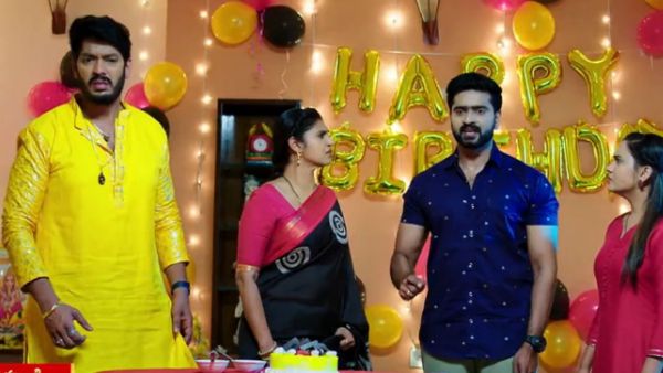 తండ్రి కోసం నందూ వెయిటింగ్