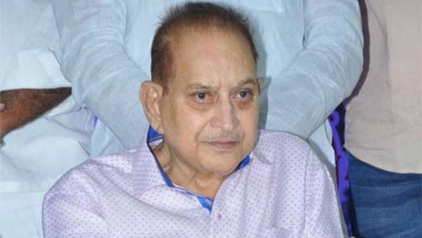 టాప్ 8 డాక్టర్స్ పర్యవేక్షణ