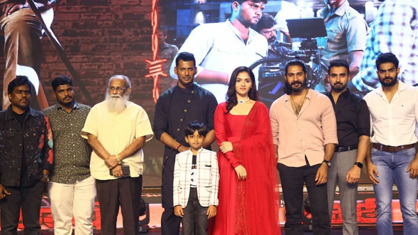 ఫ్లవర్ బొకేలు ఇవ్వకండి..