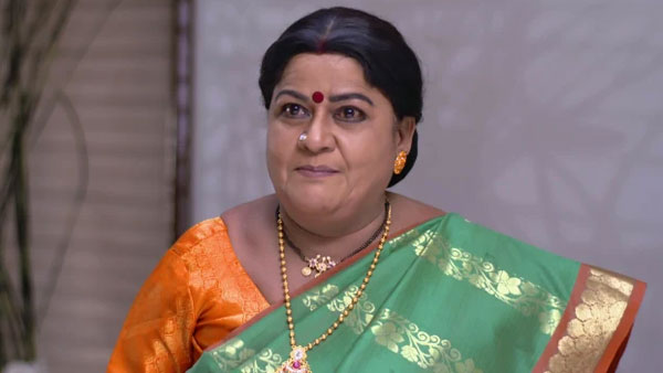 వాళ్ల మాటల వినేసిన నందూ