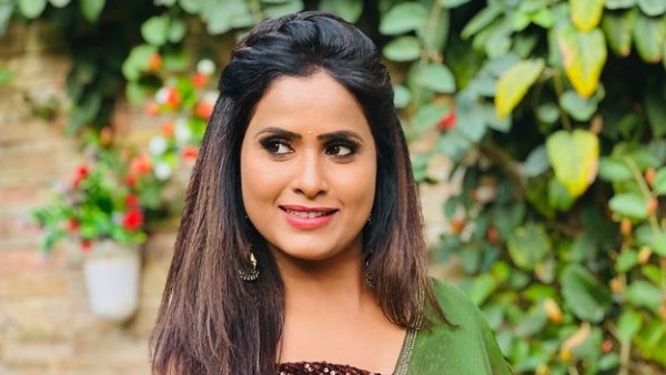 సినిమాల్లోకి కూడా ఎంట్రీ