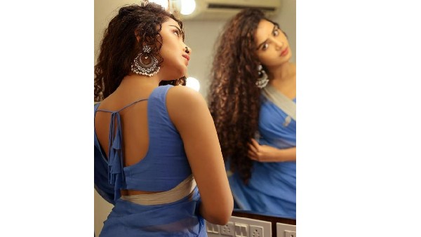 సోషల్ మీడియాలో యాక్టివ్గా